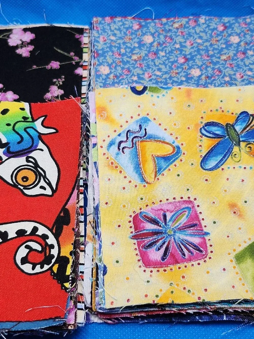 600+ pcs Fabric Squares-Mixed & Duplicates Batik and Cotton Sizes